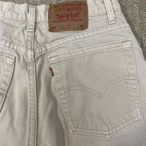 Vintage women’s Levi jeans